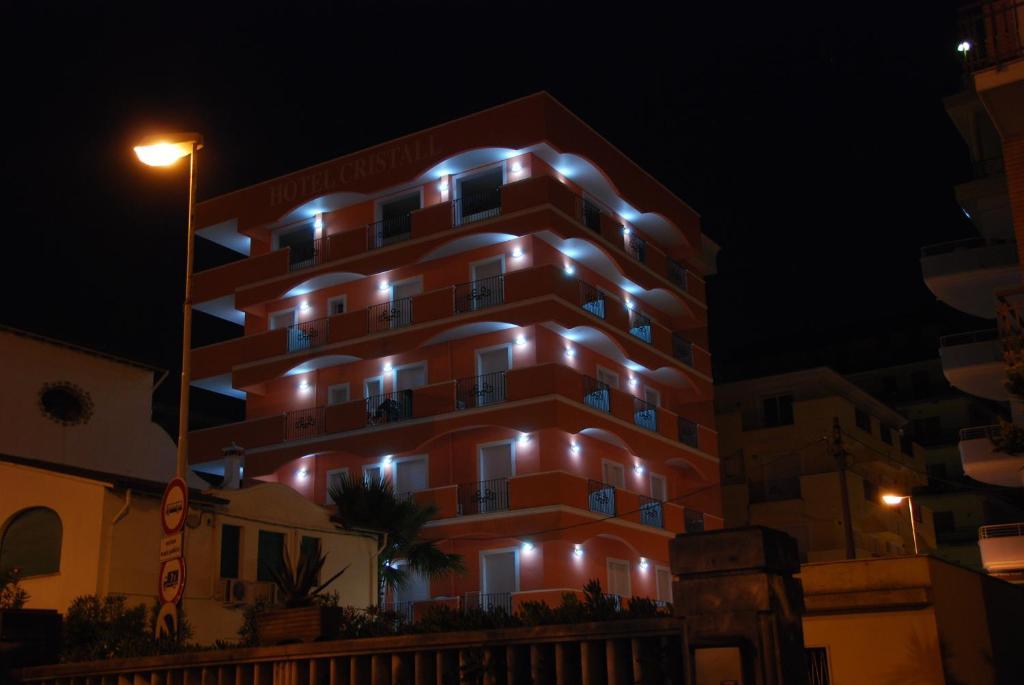 Cristall Hotel 3*