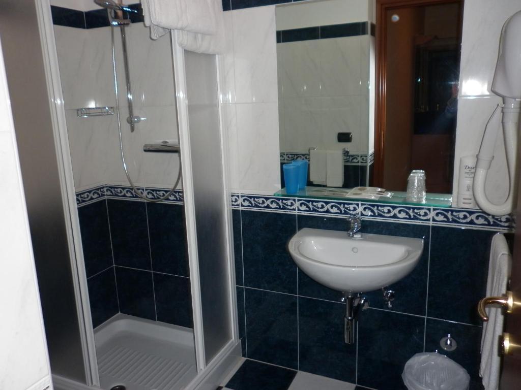 Cristall Hotel 3*